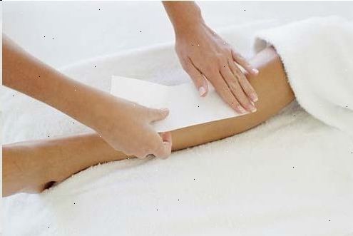 Hoe kunt u uw benen waxen. Eerst moet u de was doen, of in dit geval de suiker wax.