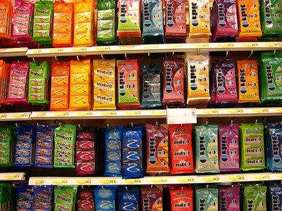 Hoe om kauwgom te verkopen op school. Experimenteer met andere, minder bekende smaken.