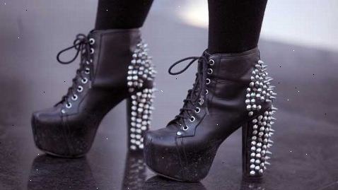 Hoe naar platform schoenen te dragen. Platform schoenen en laarzen zijn soort gleed van de radar in de modewereld.