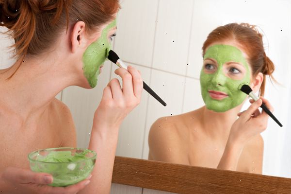 Hoe maak je een gezichtsmasker maken. Verzamel de ingrediënten.